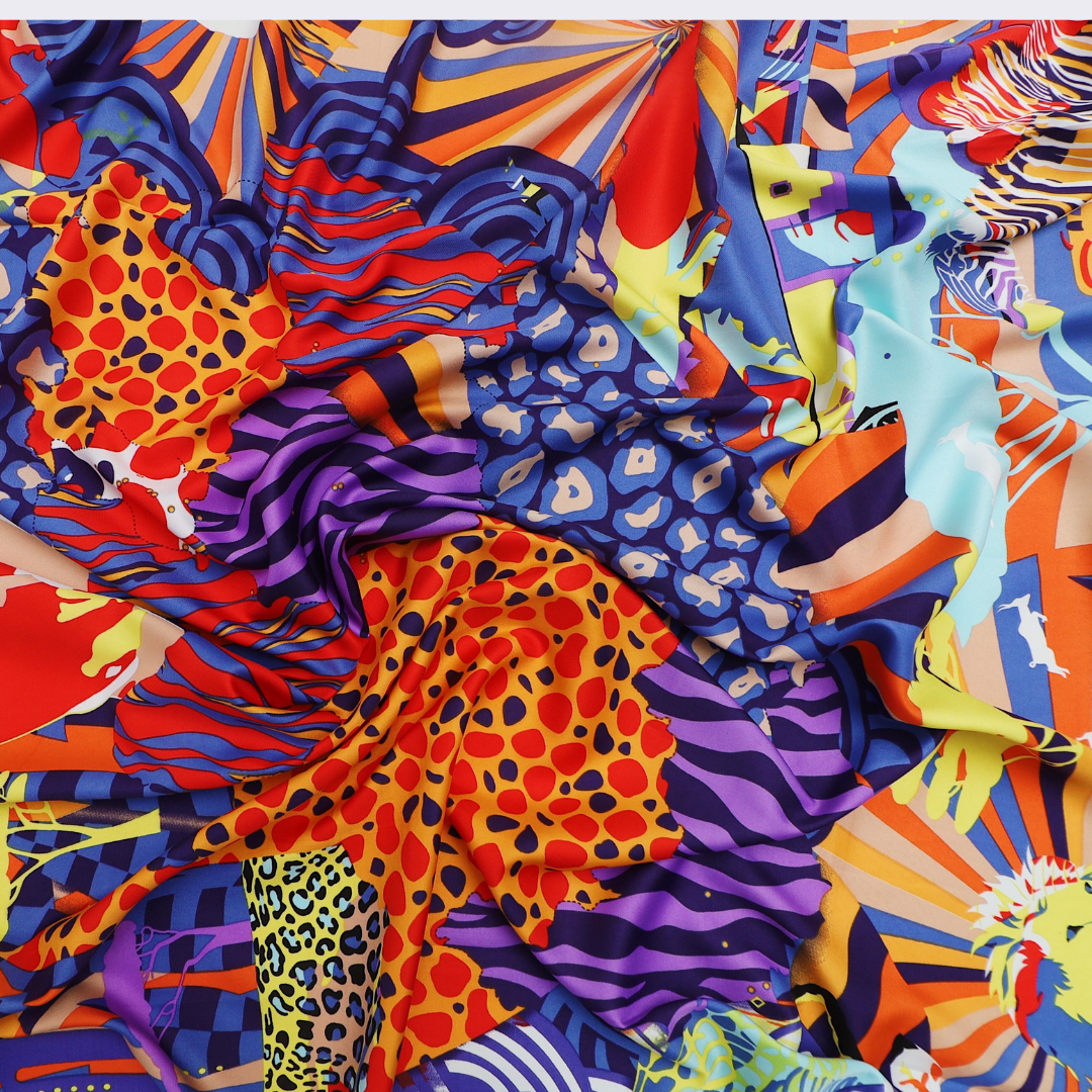 Pañuelo Aitana de Macarella, acabado seda multiuso, 128 x 128 cm